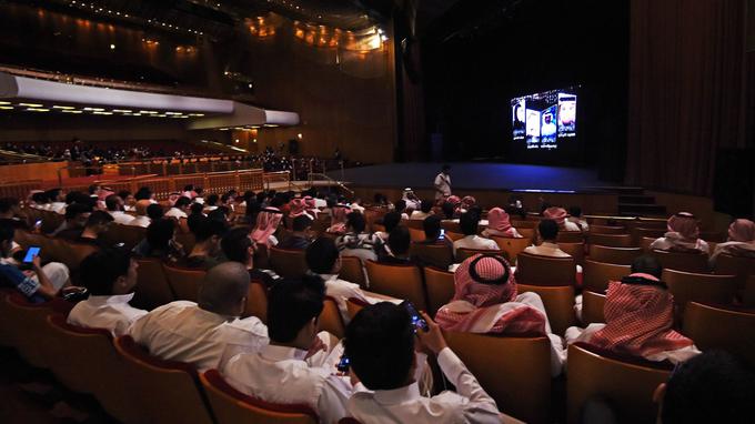 DOUNIAMAG-SAUDI-CULTURE-CINEMA-SOCIETY